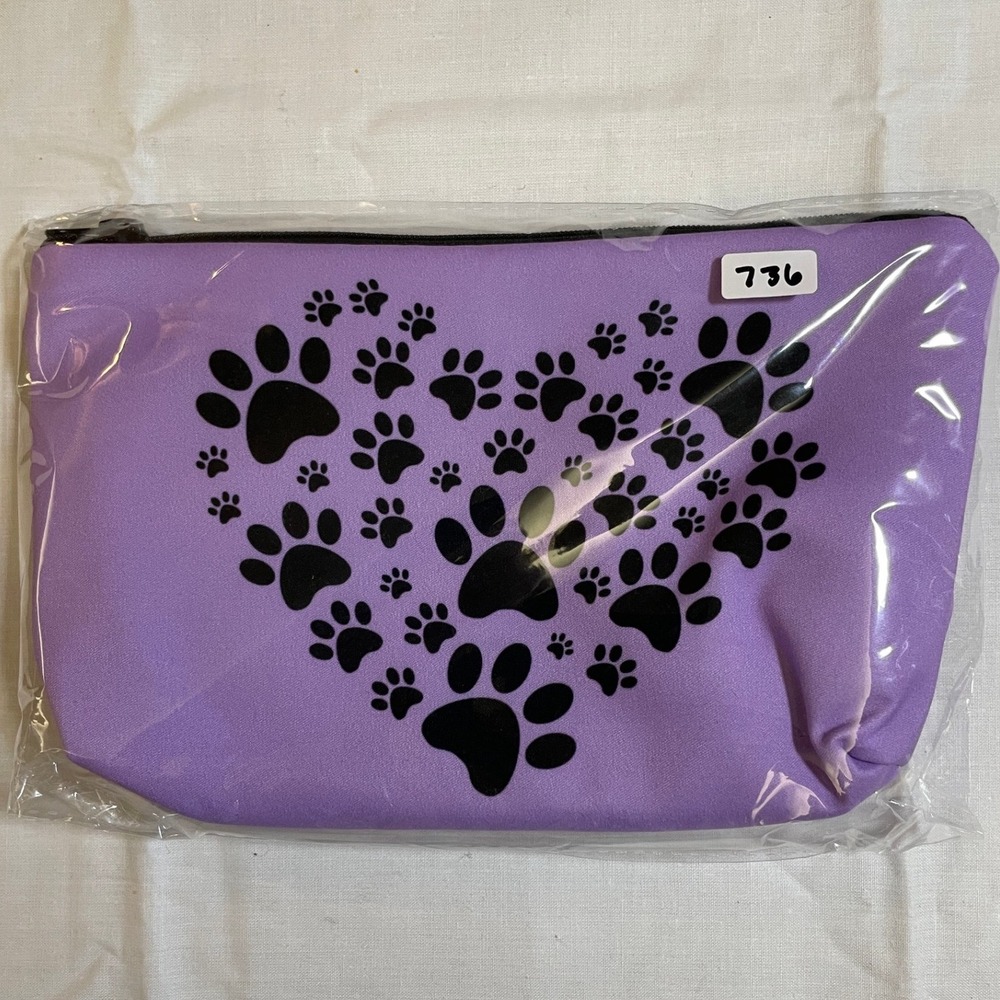 The Pouch Cosmetic Bag Womens OS Purple NWT Heart Paw Print Zipper Travel Pouch
